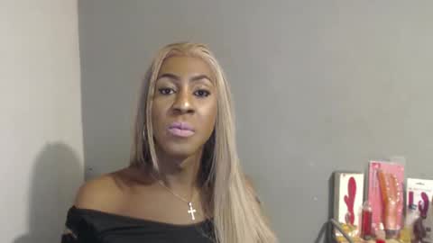 SHENIEL RODRIGUEZ online show from 02-02-26, 07:29