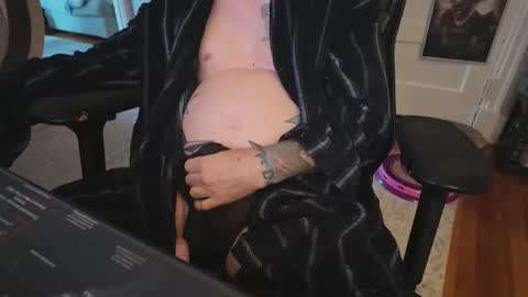 Snapshot of wonderworks81 chatting on 12-01-25, 08:03 Wonderworks online show from 12-01-25, 08:03