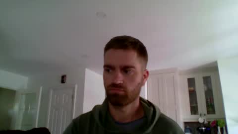 Snapshot of woodeee77 chatting on 10-08-25, 05:21 woodeee77 online show from 10-08-25, 05:21