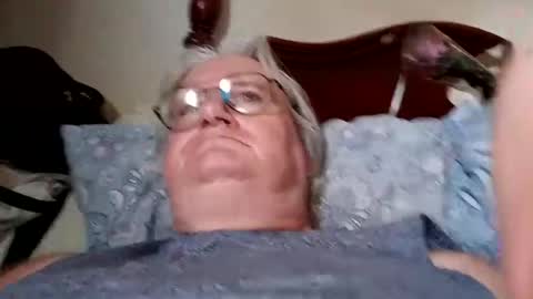 woodpecker115 online show from 01-28-25, 07:21