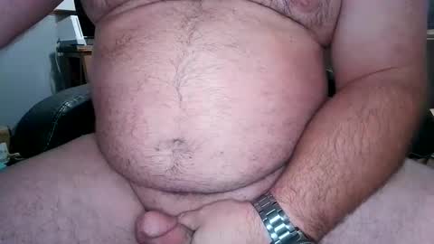 Snapshot of woodworker222 chatting on 11-12-25, 04:40 Woodworker online show from 11-12-25, 04:40