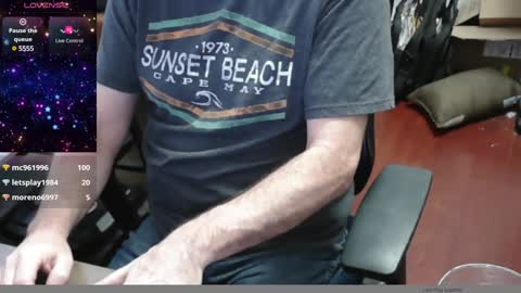woodworker6473 online show from 12-11-24, 02:11