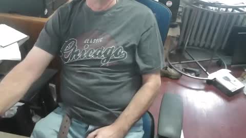 woodworker6473 online show from 11-22-25, 07:57