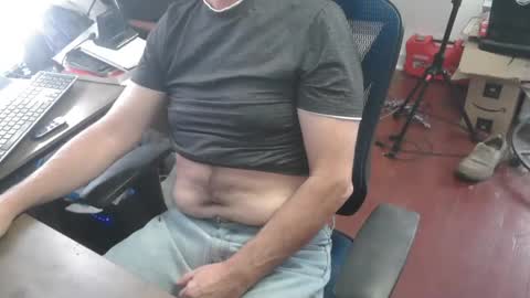 woodworker6473 online show from 02-03-26, 03:39