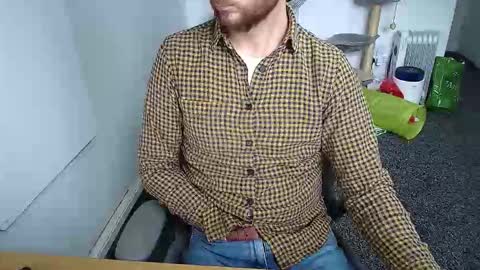 Snapshot of wooyay chatting on 10-30-25, 02:07 Wooyay online show from 10-30-25, 02:07