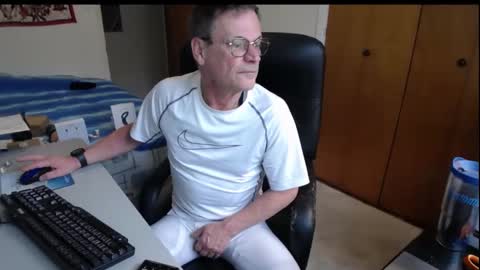 Large one  online show from 11-09-25, 01:09