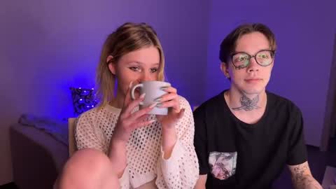 Snapshot of worldofllove chatting on 01-14-25, 07:11 Arnika and Simon online show from 01-14-25, 07:11