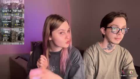 Snapshot of worldofllove chatting on 01-26-25, 05:55 Arnika and Simon online show from 01-26-25, 05:55