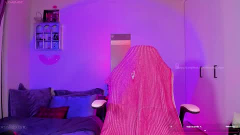 NYMPH    online show from 11-07-25, 05:29