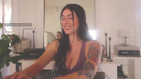 Brielle online show from 02-20-25, 10:26