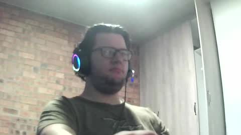 worsie online show from 10-29-25, 07:04