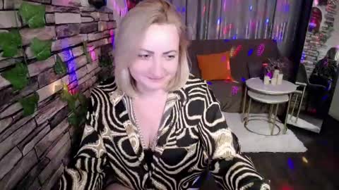 wow_co online show from 12-06-24, 10:52