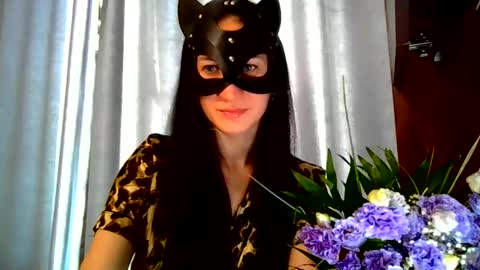 wow_dream_girl_ online show from 09-14-25, 06:45