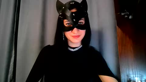 wow_dream_girl_ online show from 10-15-25, 05:13