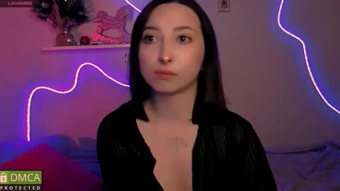 Snapshot of wow_sue chatting on 02-06-26, 02:38 Sue online show from 02-06-26, 02:38