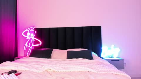 Emi online show from 12-05-24, 11:18