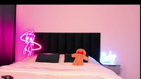 Emi online show from 01-18-25, 04:04