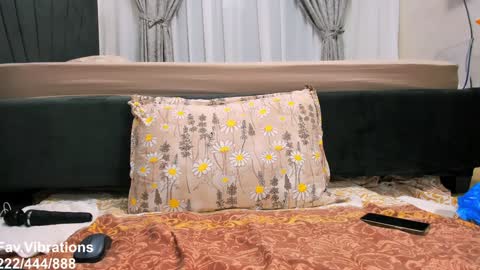              online show from 01-24-25, 03:32