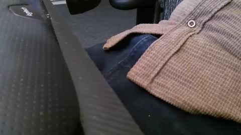 Snapshot of wrangleat0r chatting on 11-01-25, 12:45 wrangleat0r online show from 11-01-25, 12:45