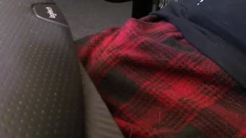 Snapshot of wrangleat0r chatting on 11-11-25, 02:22 wrangleat0r online show from 11-11-25, 02:22