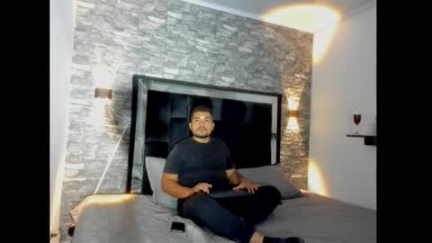 Snapshot of wstudios96 chatting on 11-25-25, 06:30 wstudios96 online show from 11-25-25, 06:30