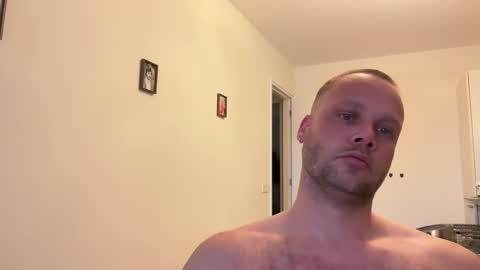 Snapshot of wsvogel chatting on 01-25-25, 12:05 joejoe online show from 01-25-25, 12:05