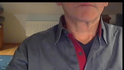 Snapshot of wuki123 chatting on 10-25-25, 08:47 Wuki online show from 10-25-25, 08:47