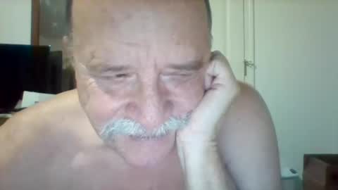 Snapshot of wvmountainlover chatting on 01-20-25, 02:22 wvmountainlover online show from 01-20-25, 02:22