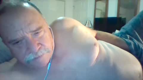 Snapshot of wvmountainlover chatting on 01-23-25, 03:26 wvmountainlover online show from 01-23-25, 03:26