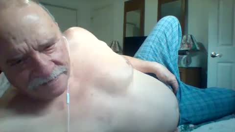 Snapshot of wvmountainlover chatting on 02-27-25, 08:53 wvmountainlover online show from 02-27-25, 08:53