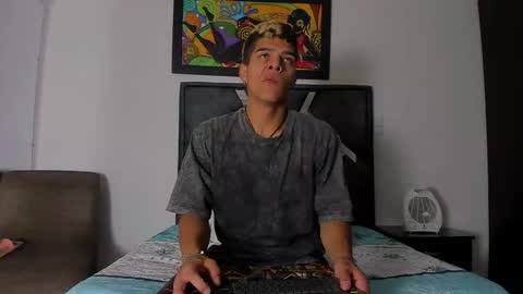 Snapshot of wyatt_2 chatting on 10-25-25, 10:56 wyatt online show from 10-25-25, 10:56