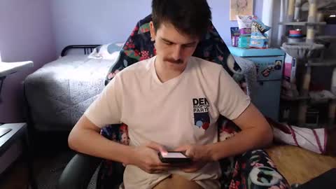 Wyatt online show from 09-21-25, 07:37