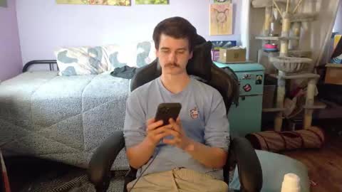 Wyatt online show from 11-14-25, 07:12