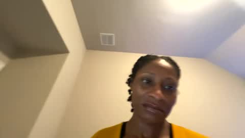 Wynter Heat online show from 09-15-25, 04:12