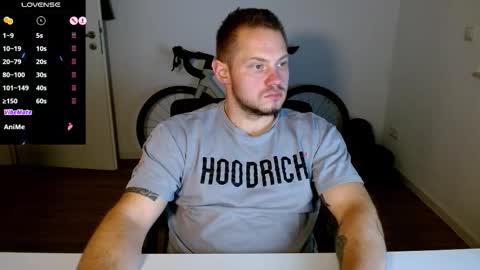 Snapshot of x19marco93x chatting on 11-21-25, 08:29 x19marco93x online show from 11-21-25, 08:29