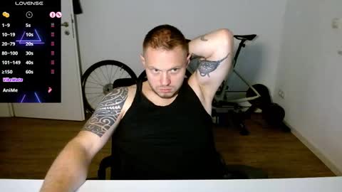 Snapshot of x19marco93x chatting on 11-23-25, 06:19 x19marco93x online show from 11-23-25, 06:19