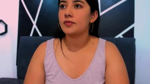 Snapshot of x_adeline_ chatting on 11-05-25, 10:54 Adeline online show from 11-05-25, 10:54