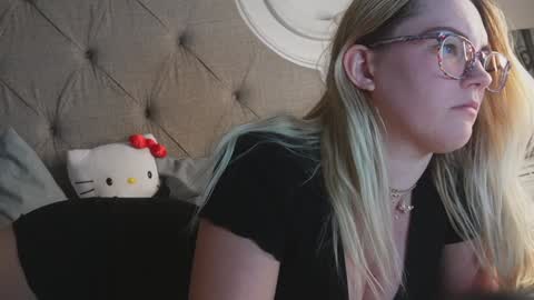 Mariah  online show from 01-25-25, 05:51