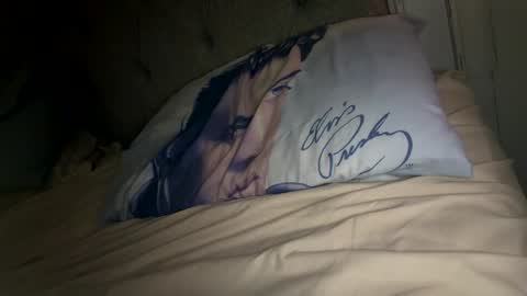 Mariah  online show from 10-03-25, 03:36