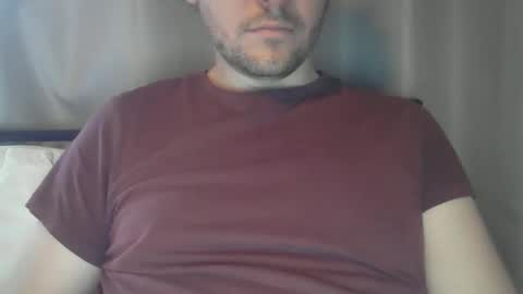 Snapshot of x_yes chatting on 11-19-25, 08:25 x_yes online show from 11-19-25, 08:25