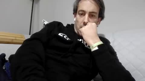 xalegarmax online show from 10-30-25, 11:27