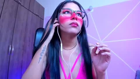 XALLYSONX online show from 12-17-25, 12:00