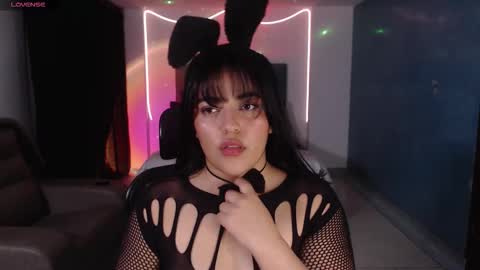 Snapshot of xambar_22x chatting on 11-04-25, 03:49 xambar_22x online show from 11-04-25, 03:49