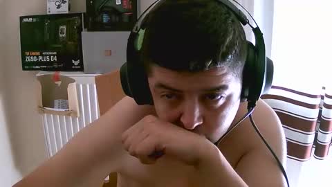 Snapshot of xander717742 chatting on 09-12-25, 07:52 arab bigdick online show from 09-12-25, 07:52