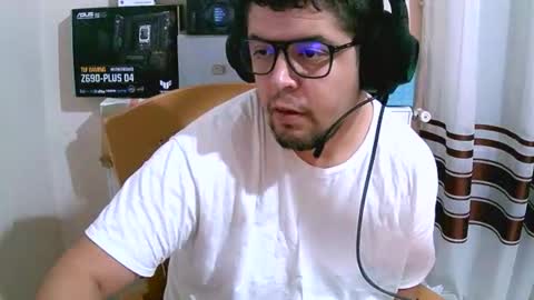 Snapshot of xander717742 chatting on 10-03-25, 08:55 arab bigdick online show from 10-03-25, 08:55