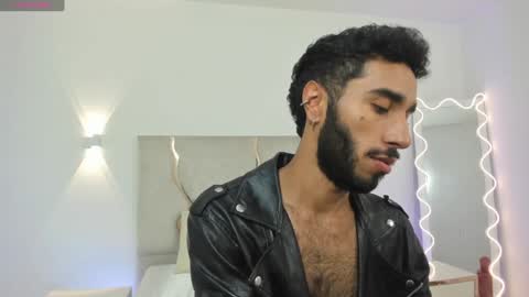 Snapshot of xander_tay chatting on 01-07-25, 07:28 ISSANDER online show from 01-07-25, 07:28