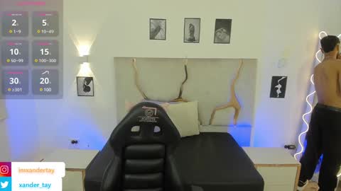 Snapshot of xander_tay chatting on 02-03-25, 08:03 ISSANDER online show from 02-03-25, 08:03