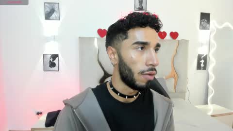 Snapshot of xander_tay chatting on 03-04-25, 07:43 ISSANDER online show from 03-04-25, 07:43