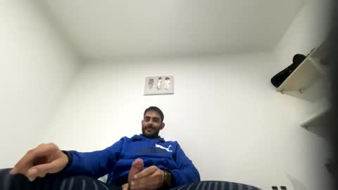 Snapshot of xavi3200 chatting on 12-08-24, 08:25 xavi3200 online show from 12-08-24, 08:25