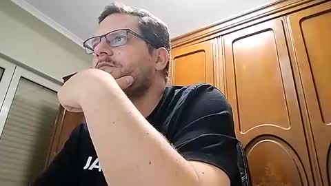 Snapshot of xavi5432 chatting on 10-04-25, 06:06 xavi5432 online show from 10-04-25, 06:06